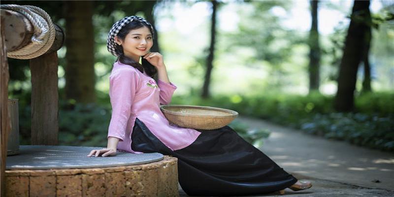 什么样的情况下不能轻易结婚(属相相冲八字合的婚姻)