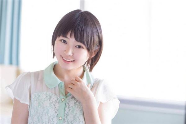 抬头纹到底好不好？(抬头纹很严重的人)