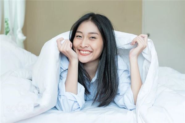 山根低的图片运势分析(山根有横纹的人命理)