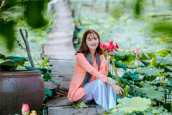 什么八字男命婚后运气好(容易有外遇的八字男命)