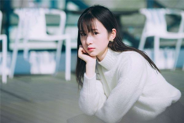脖子长痣的说法(脖子右边长痣代表)