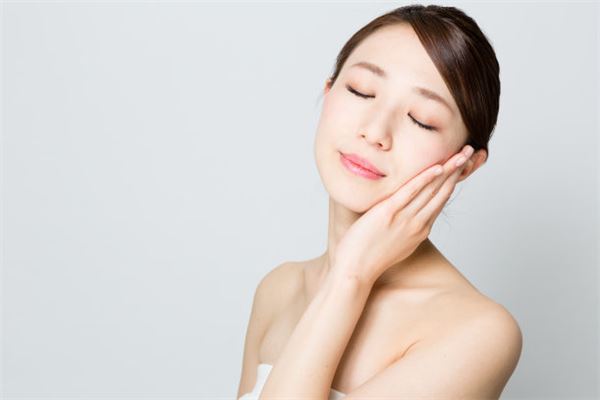 1984年出生的人是什么纳音五行(1984年属鼠五行属什么命)