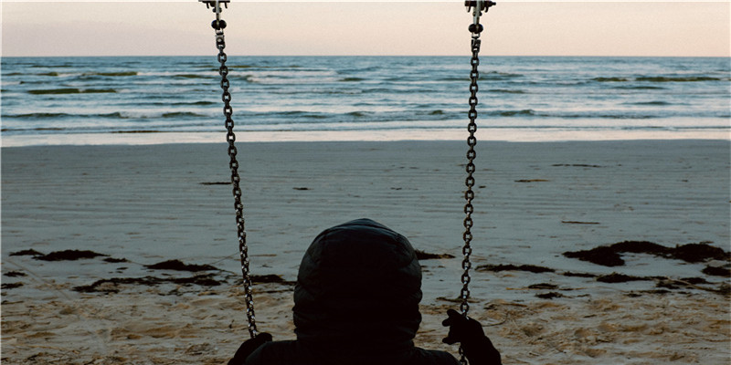 79年属羊42岁有个劫(79年属羊女42岁有个劫)