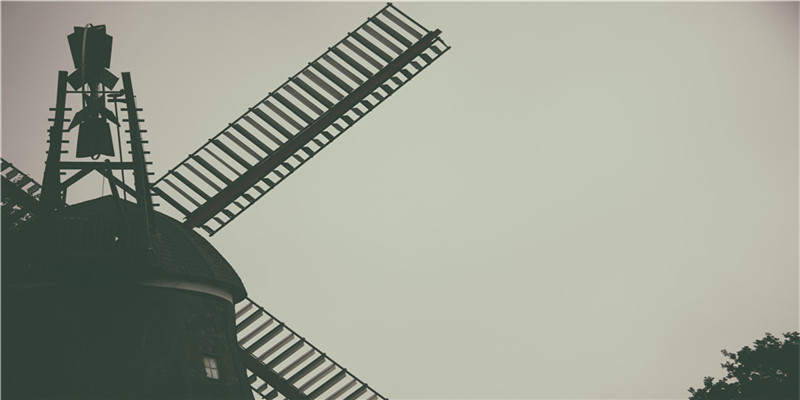 为人虚伪的长相特征(自卑自己的长相)